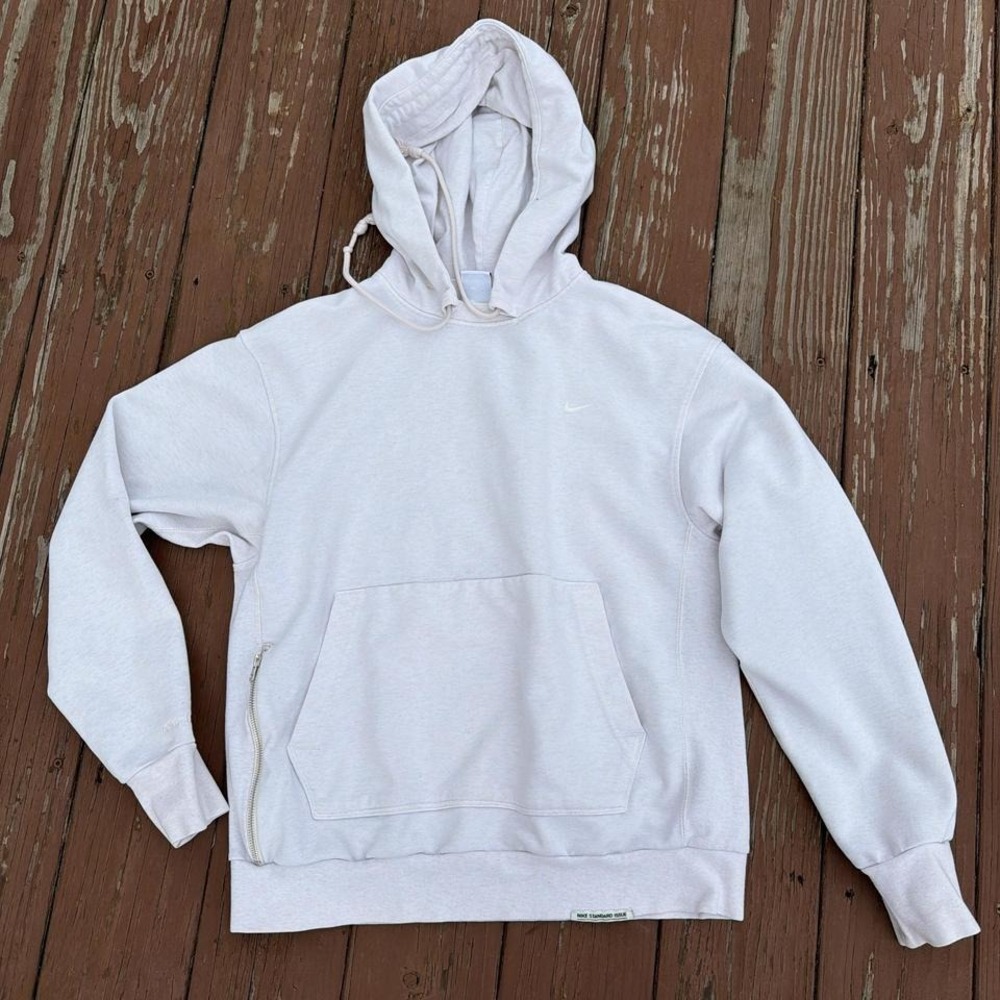 Nike Standard Issue Basketball Pullover Hoodie